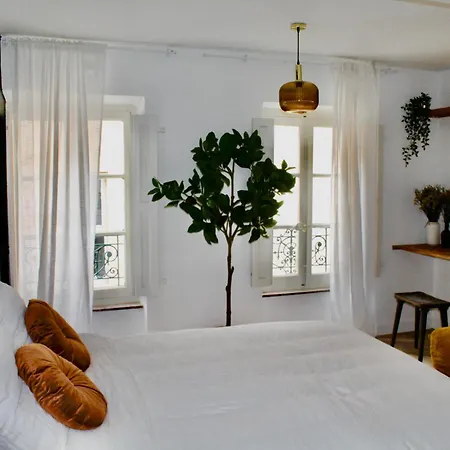 Maison Merci - Couette-café 3*